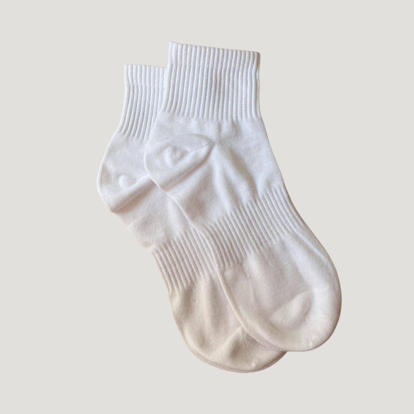 Men - Mid-Length Premium (عالي الجودة) Cotton Socks - Pack of 3 Pairs - عبوة تحتوي على 3 أزواج